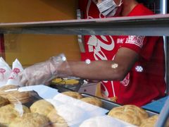 -好好味港式菠萝包(師大夜市 港式甜品 手工麵包 港式下午茶 專業烘焙 港式茶飲 菠蘿專賣 特調飲品 外送 精緻下午茶)