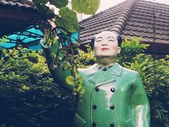 -莓园冰淇淋店
