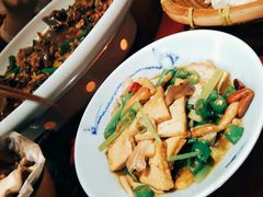 -窄巷子陕菜馆·地道陕西菜(粉巷店)