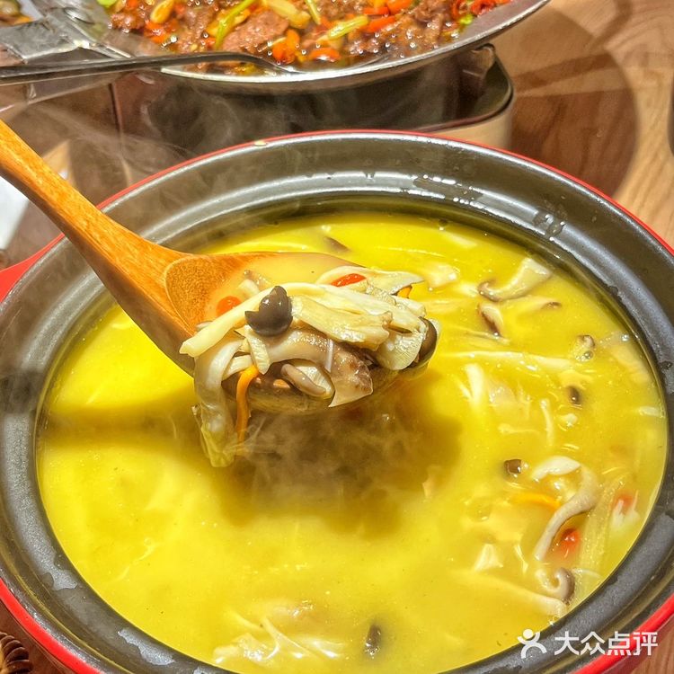 不要再吃预制菜啦！他家真材实料给你现炒🔥