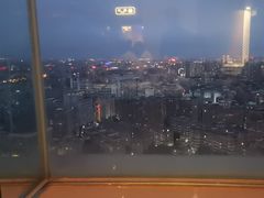 -荣誉国际酒店-云顶旋转餐厅