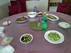 -丫丫蟹庄·苏式园林农家乐·阳澄湖大闸蟹(阳澄湖莲花岛店)