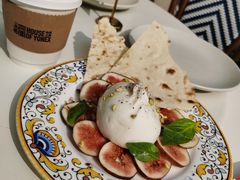 无花果布拉塔-Alimentari Mulino意大利餐吧&烘焙(丰盛里店)