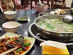 -胡记牛肉汤锅(光辉路总店)