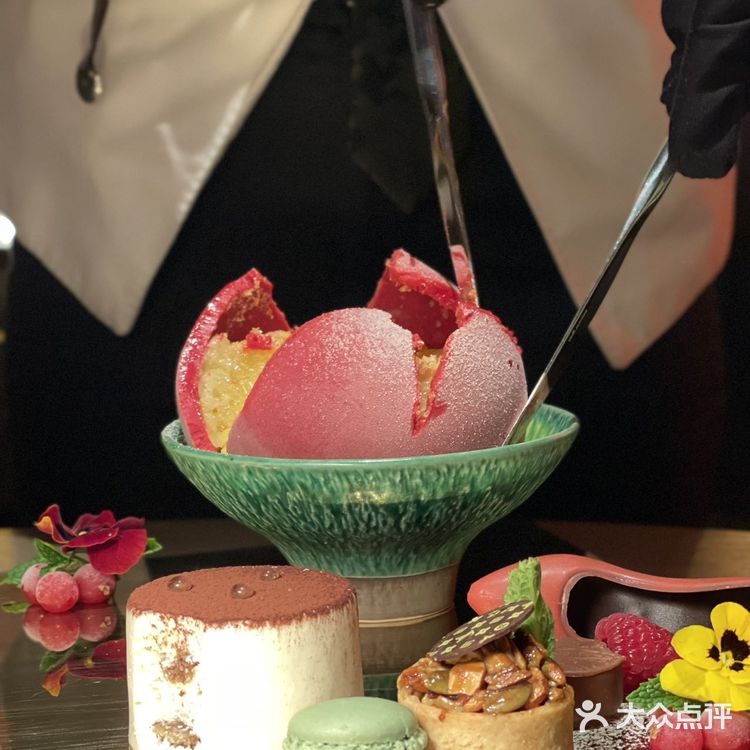 深圳新店丨最爱的牛排馆开来万象天地啦  一直很爱的牛