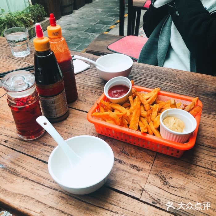 肆角餐吧4Corners(烟袋斜街店)红薯条图片