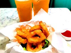 -théATRE茶聚场·餐厅(环球金融中心店)