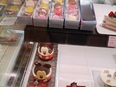 -巴黎贝甜(大宁国际商业广场店)
