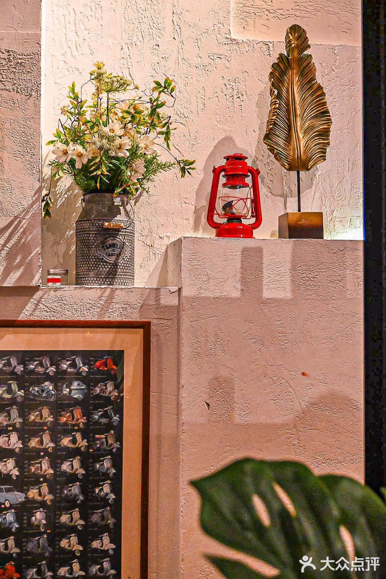 对这家的披萨🍕和牛排入了迷