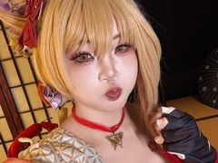 -米游妙妙屋cosplay换装自拍摄影体验馆