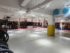 -超菲特健身工作室(晨月店)