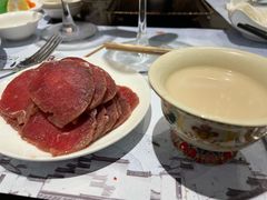 藏式生吃牦牛肉-西藏饭店·亚克·食光自助餐厅(文殊院店)