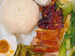 现烧叉烧拼豉油鸡-金戈戈香港豉油鸡(皇庭广场店)