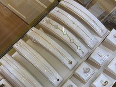-海星奢选二手奢侈品手表包包鉴定回收寄卖(墨玉南路店)