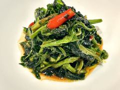 -滩外滩·本帮江浙菜(新天地店)