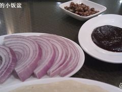 甜面酱和洋葱-老昌春饼(中央大街店)
