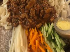卤肉拌面-Let's Taipei 非常烘焙(太古里店)