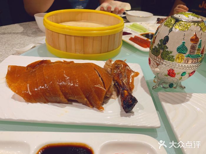 鸿宾楼(朝阳门店)老北京果木烤鸭图片