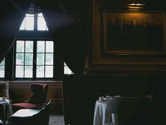 靠窗位-Salon de Ville浦江汇(上海外滩华尔道夫酒店店)