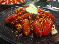 金牌椒盐龙虾-洪福龙虾