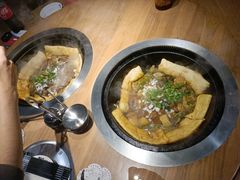 -咱屯子铁锅炖直营店(保利店)