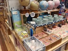 -猫的天空之城概念书店(印象城购物中心店)