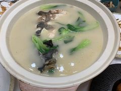 水库鱼头-莫干山郡安里度假酒店-桃尖中餐厅