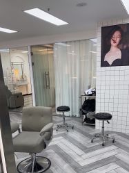 -米娜护肤造型