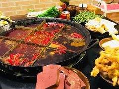 -彭三老火锅(枣子岚垭正街店)