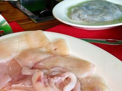 鱿鱼-花苑美食横琴生蚝火锅(拱北粤华路店)