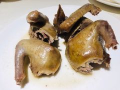 豉油乳鸽皇-维园悦谱·海派家常菜(乌鲁木齐南路店)