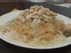 捞鱼生-五星海南鸡饭餐馆(东海岸路店)