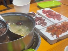 -养牛邓·潮汕牛肉海鲜自助火锅(广州店)