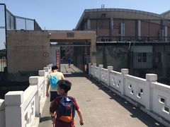 -七宝中学游泳馆