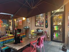 -SISTERS BAR RESTAURANT川意酒馆(嘉善老市H楼店)