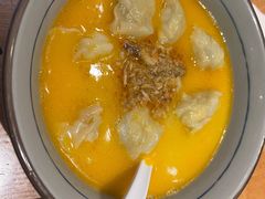 金汤黄鱼馄饨-蟹黄鱼·深夜面馆(巨鹿路店)