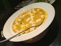 -吴越荣记苏州菜·松鼠桂鱼100%活鱼现做(月光码头店)