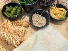 -丁里羊肉小镇(天鹅湖总店)