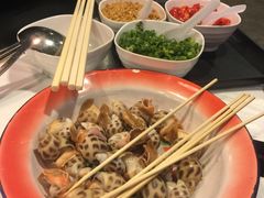 -鲜入围煮花胶鸡海鲜火锅