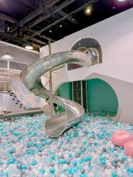 -MINI MARS KIDS CLUB亲子家庭中心(长宁天山店)