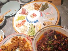 -怪噜范·贵阳小吃大排档旗舰店(世纪金源店)