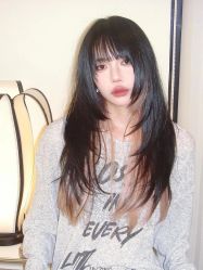 -PE SALON 