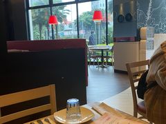 -必胜客(大坪英利店)