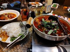 -牛头鱼庄·地道广西菜(西明店)