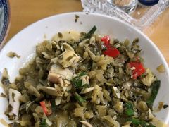 -芦茨金富饭庄·25年老字号·专做稻草鸡