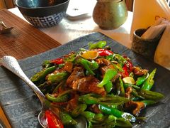 小炒黄牛肉-松赞丽江山居餐厅
