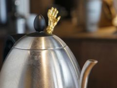 -Metal hands·铁手咖啡