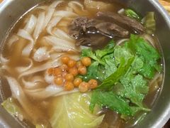 嬢嬢跷脚牛肉粉-小满手工粉(上海文峰广场店)