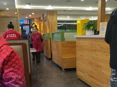 -啊美丽炭火烤肉(滑翔一店)
