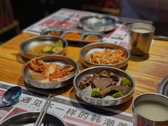 -青瓦炭韩潮烤肉(花园道店)